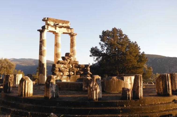 Πόσο καιρό έχετε να επισκεφθείτε τον αρχαιολογικό χώρο των Δελφών;
